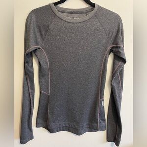 MOUNTAIN HARDWEAR- Women's Ghee Long Sleeve Crew.